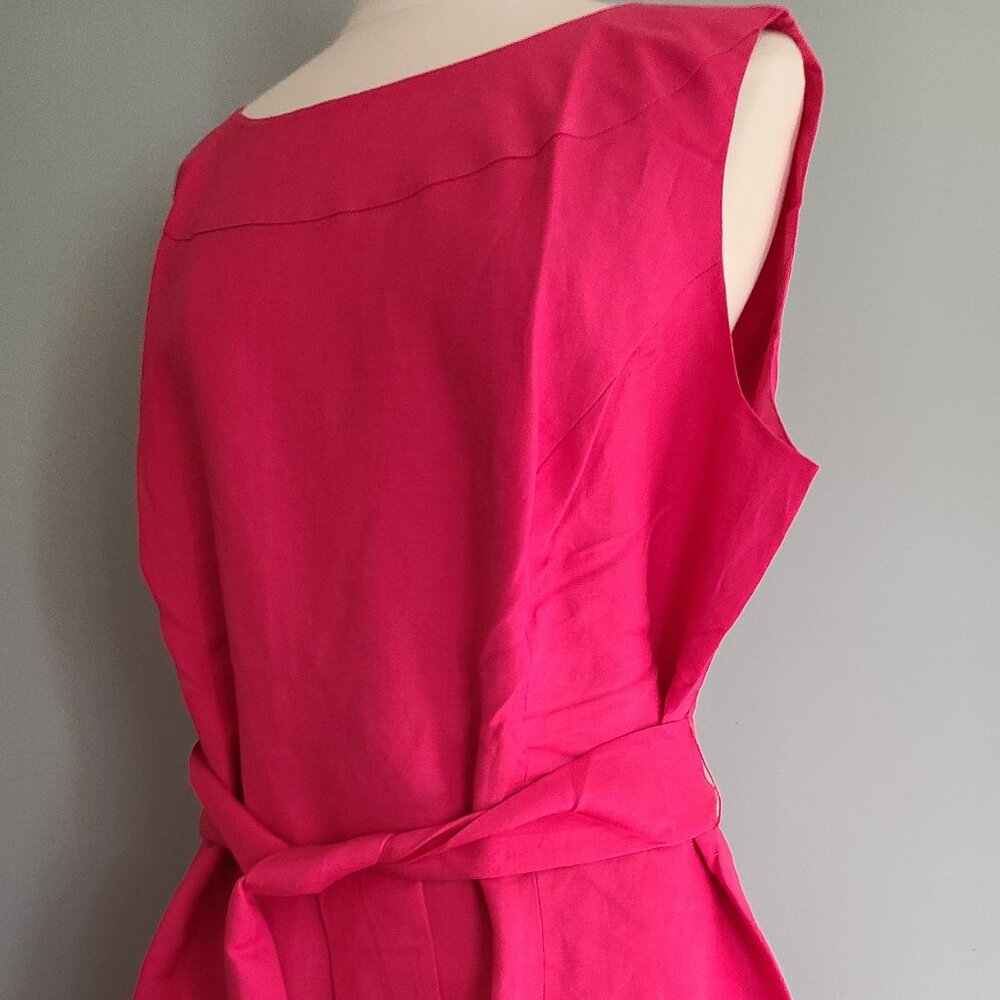 Beautiful New With Tags 2 pc Raspberry Linen 2 Pc Pants outfit Sleeveless SZ22